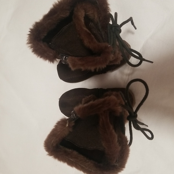 Kenneth Cole Reaction Leather Suede Brown Boots with Gems/Jewels Embellishments - Picture 8 of 11